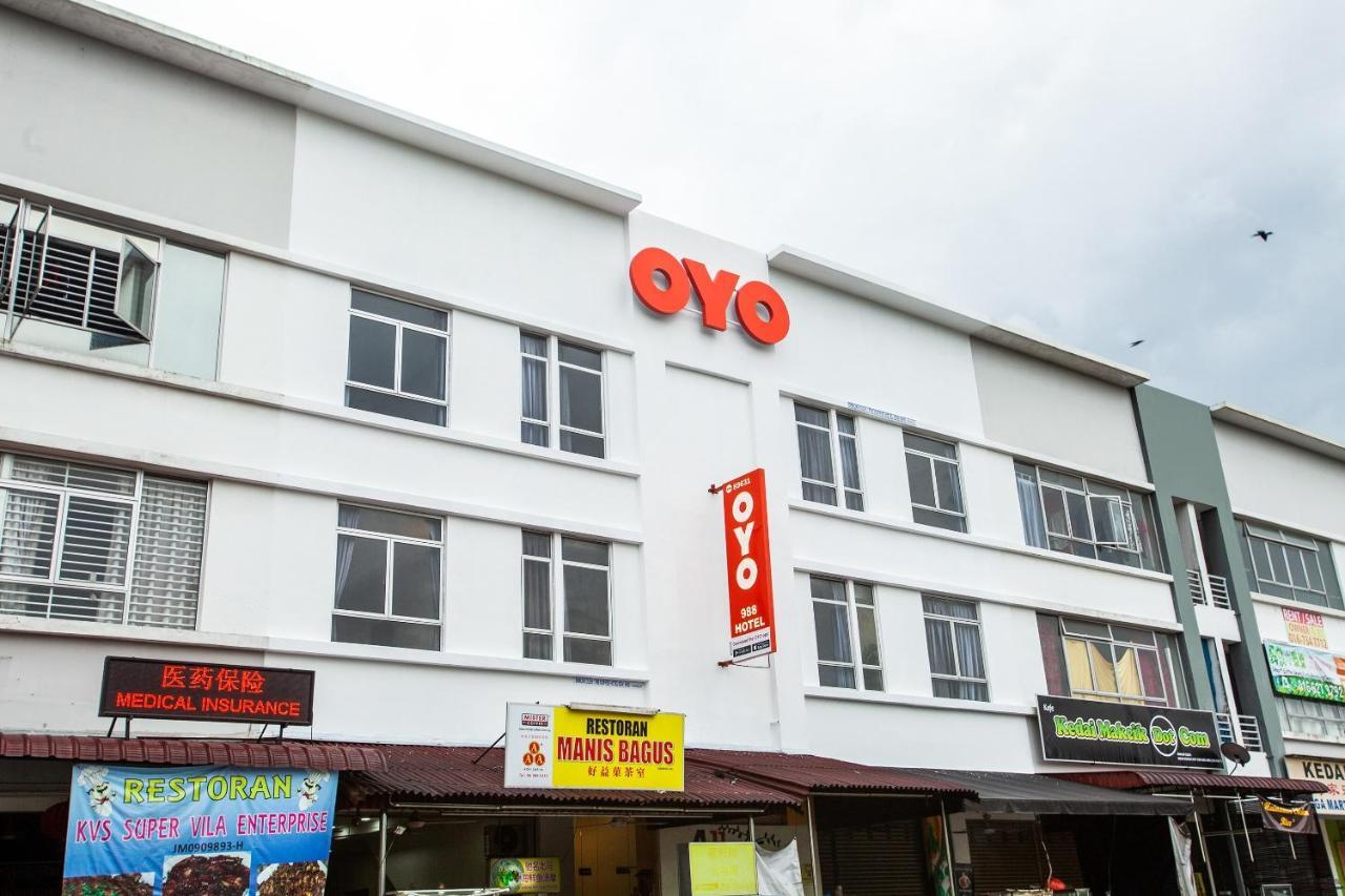 Oyo 89631 988 Hotel Джохор-Бару Екстер'єр фото